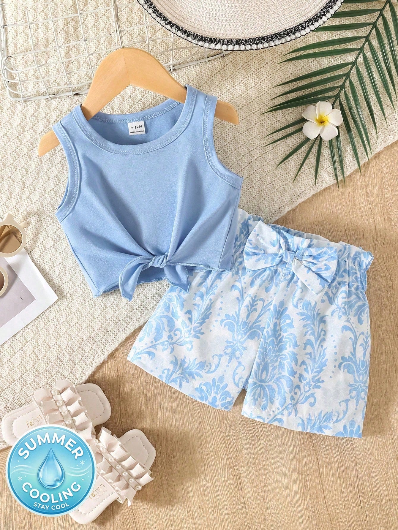 SHEIN Vintaside Kids Baby Girl Blue Summer Cute Vacation Holiday Retro Plant Print Sleeveless Tank Top And Shorts Set Knotted Jacquard Round-Neck Bow Shorts 2pcs Outfit