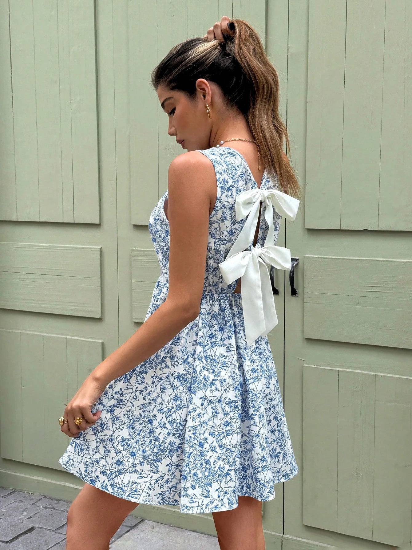 knee length dresses for ladies SHEIN Serisse Women's Vacation Floral Print Backless Bow Sleeveless Mi |  Dress
