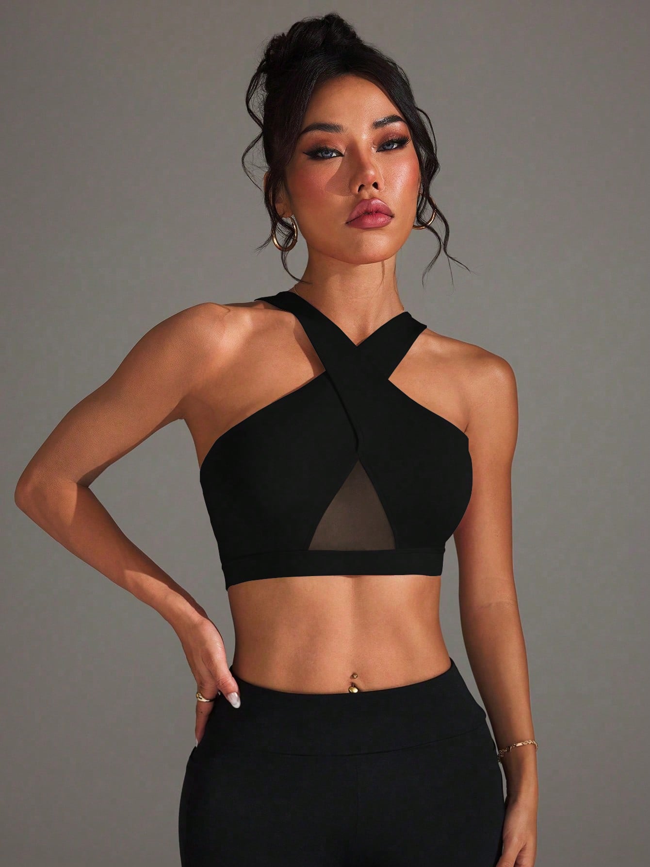 SHEIN Slayform Solid Color Mesh Patchwork Criss-Cross Wrap Sports Bra