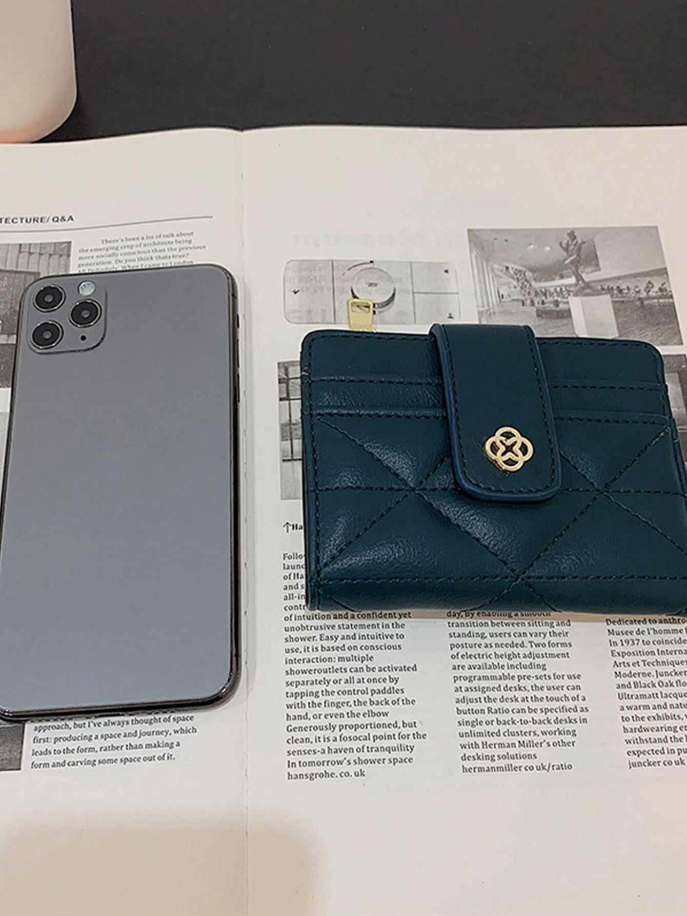  | SHEIN Women's Geometric Casual Metal Detail Bifold Short Wallet | Wallet | Shein | OneHub