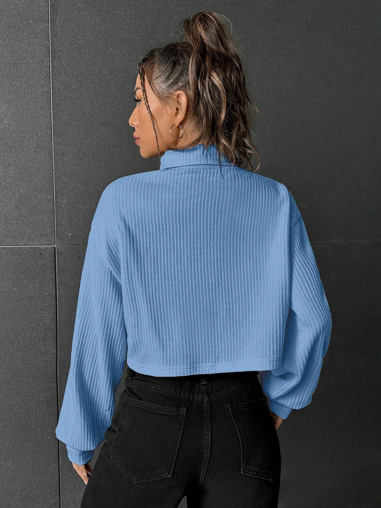  | SHEIN EZwear Turtleneck Drop Shoulder Ribbed Knit Crop Tee | T-shirt | Shein | OneHub